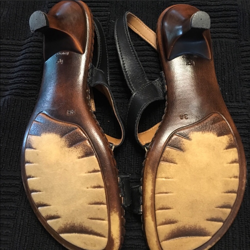 Tsonga Black Very Comfortable. - image 3